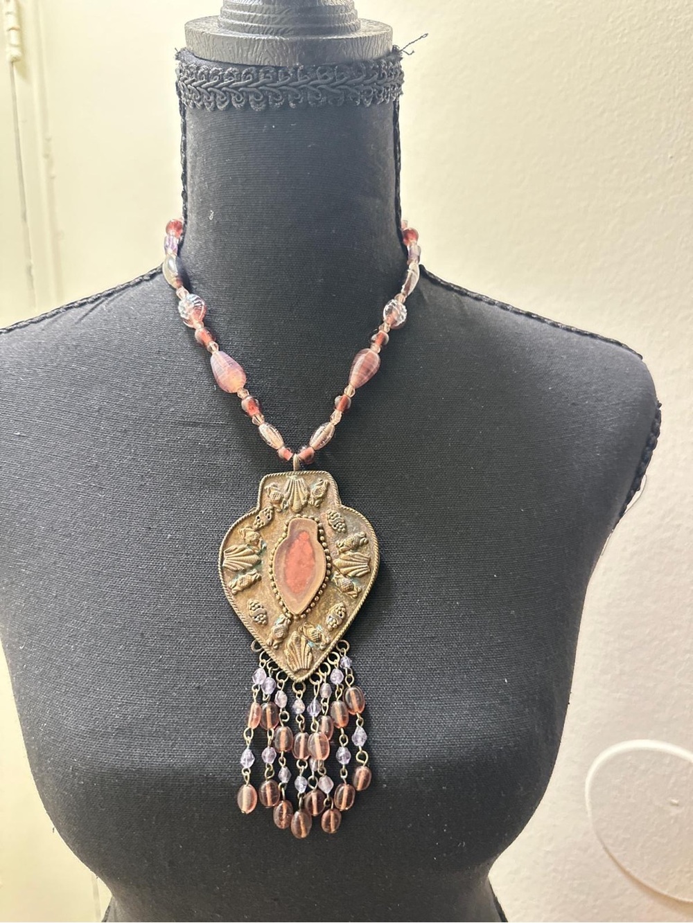 Vintage Boho Ethnic Statement Pendant Necklace Mauve Purple Glass Beads Tassel